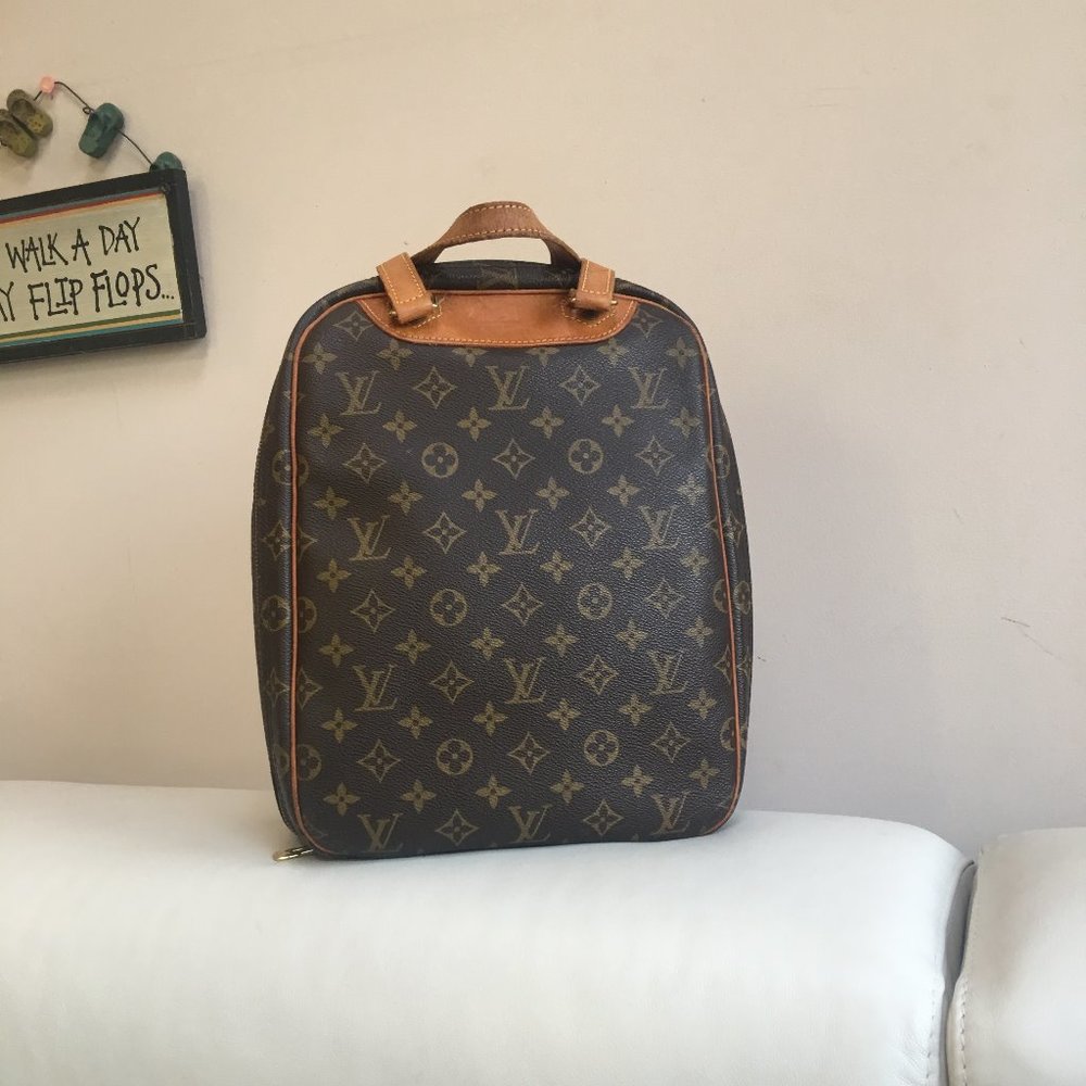 **SOLD PLEASE DO NOT BUY**Louis Vuitton Excursion Tote Bag - Picture 3 of 13